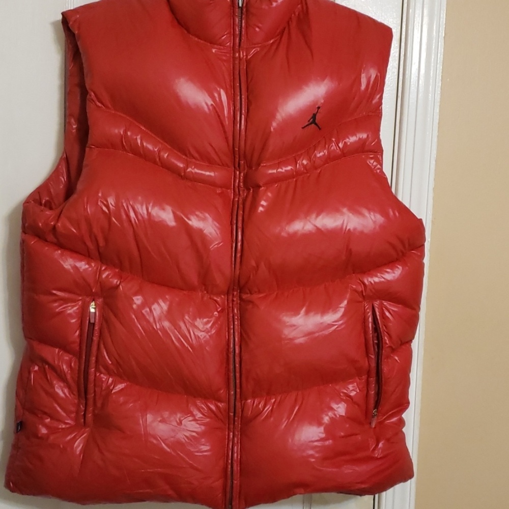 Mens Jordan bubble vest
